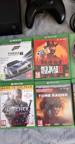 Xbox One X 1TB + giochi e accessori