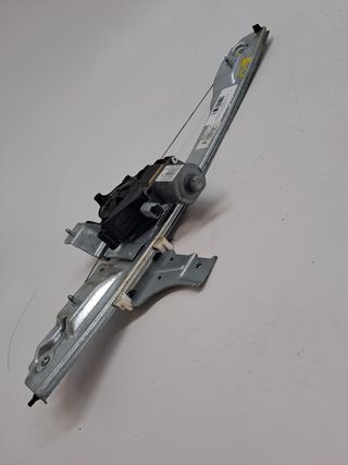ELEVALUNAS DELANTERO DERECHO PEUGEOT 208 (5)