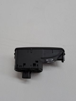 MANDO ELEVALUNAS DELANTERO DERECHO OPEL CORSA D