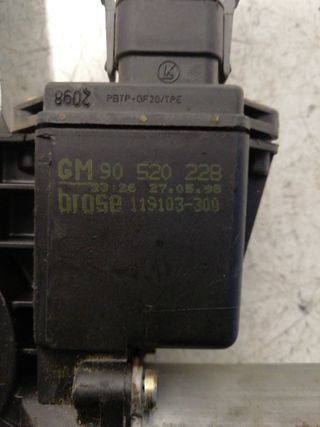 ELEVALUNAS DELANTERO DERECHO OPEL VECTRA B CARAVAN