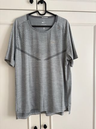 Camiseta Nike Running Dri-FIT ADV Talla L