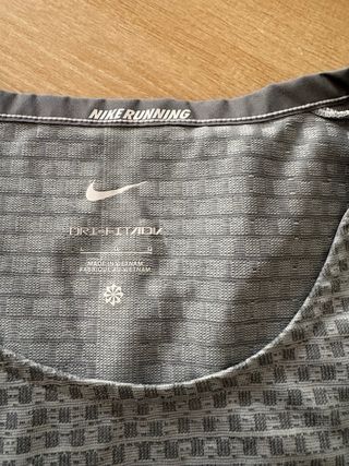 Camiseta Nike Running Dri-FIT ADV Talla L