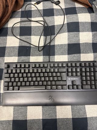 Teclado Gaming Newskill Negro