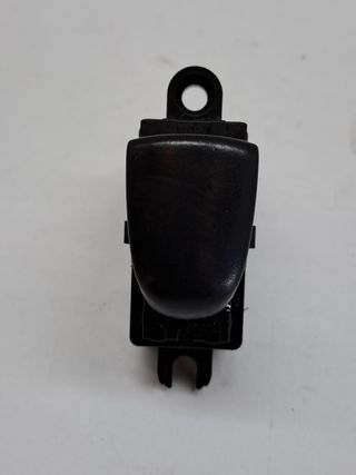 MANDO ELEVALUNAS TRASERO IZQUIERDO NISSAN JUKE (F15) (3)