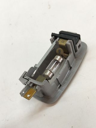 LUZ INTERIOR KIA VENGA (4)