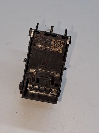MANDO ELEVALUNAS DELANTERO DERECHO SEAT LEON (5F1)