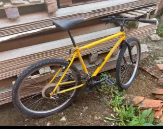 Bicicleta Retro Amarilla