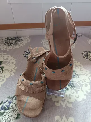 Sandalias cuña gamuza Vi&Vi