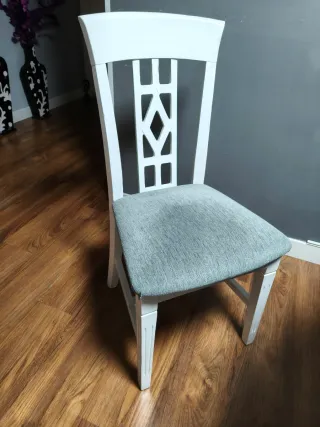 Conjunto de mesa extensible con 4 sillas roble