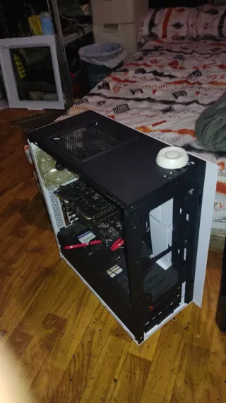 PC Gaming Q8200 4GB RAM GTX 980 4GB VR