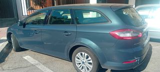 Ford Mondeo 140cv Power Shift  Familiar 2011
