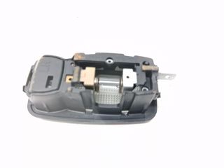 LUZ INTERIOR KIA CEED (23)