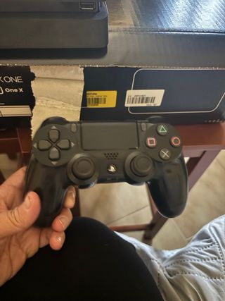 PS4 (PlayStation 4) 500GB Nera