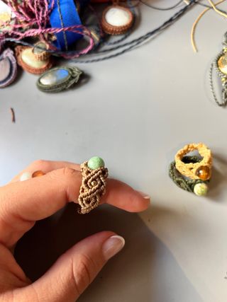 Anillos Macramé. DINERO VA A ONG UDANA