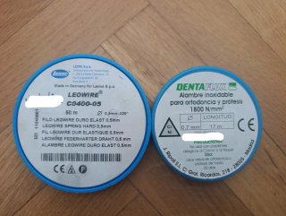 Lote Prótesis Dentales y Material Dental