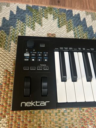 Teclado Nektar Impact GX61