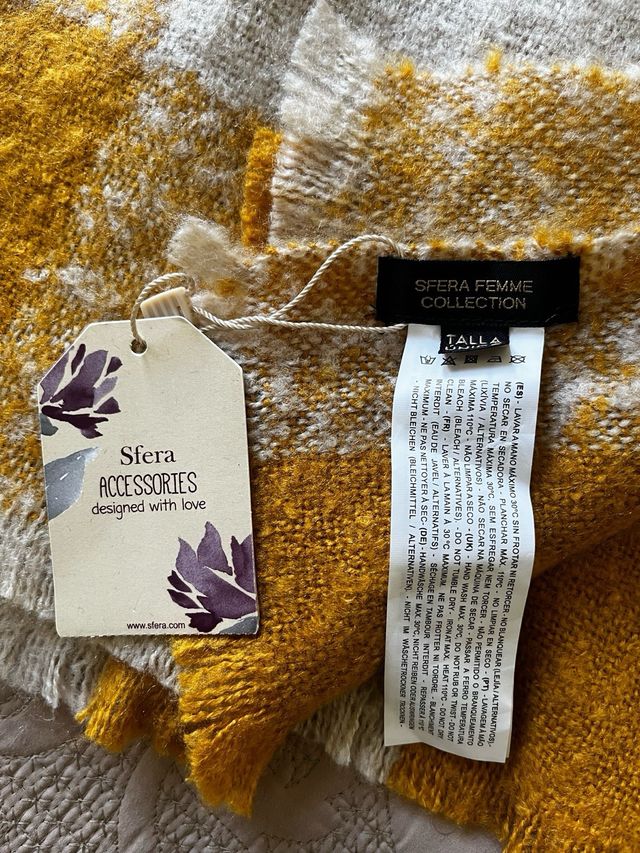 Bufanda Sfera cuadros amarillo y beige