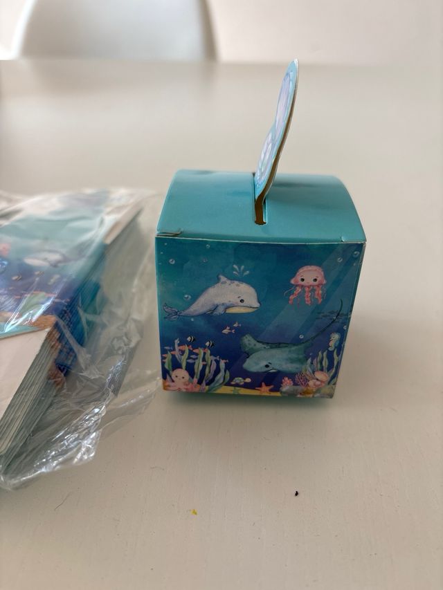 Cajitas de cartón temáticas de océano