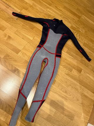 Neopreno Rip Curl chica, 4,3mm, Talla 4