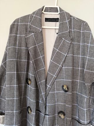 Abrigo Levita Zara Cuadros Talla S