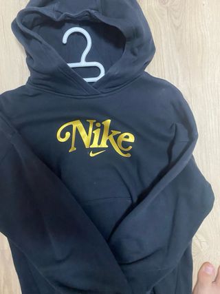 Sudadera Nike Edición Limitada Negra y Dorada