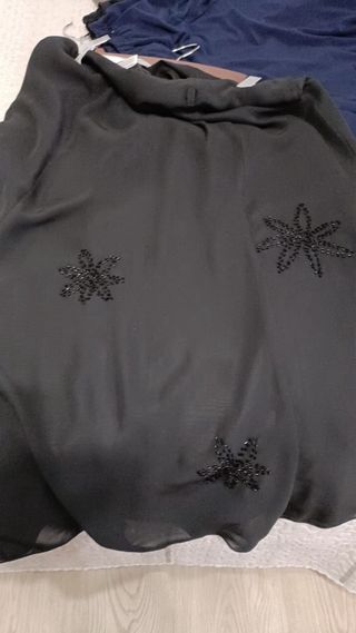 Falda gasa negra talla 44