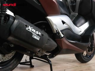 YAMAHA X-MAX 300 ABS