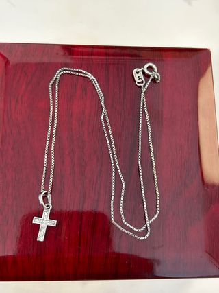Collar Cruz Plata