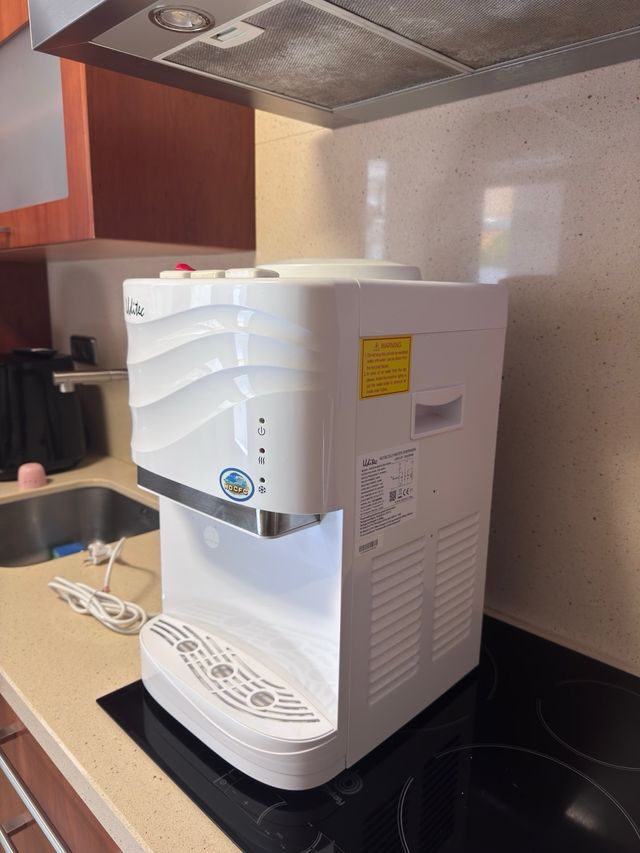 Máquina dispensadora de agua Uditec