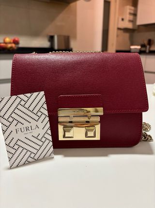 Bolso piel Furla. Modelo Metrópoli