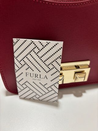Bolso piel Furla. Modelo Metrópoli