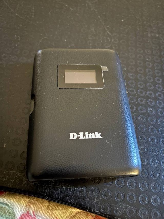 D-Link DWR-933 Router Portatile 4G LTE