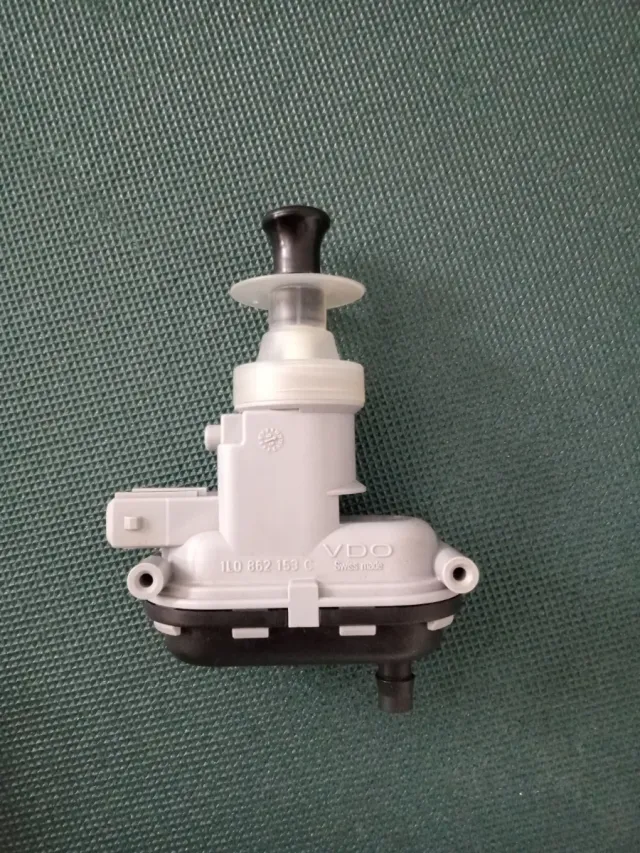 Motor Cierre Centralizado VDO 1L0862153C