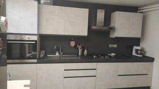 Cucina moderna usata pochissimo