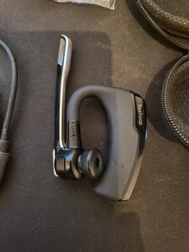 Auricular Bluetooth Beeshop con funda