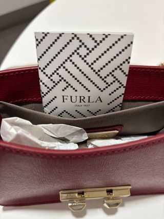 Bolso Furla bandolera rojo