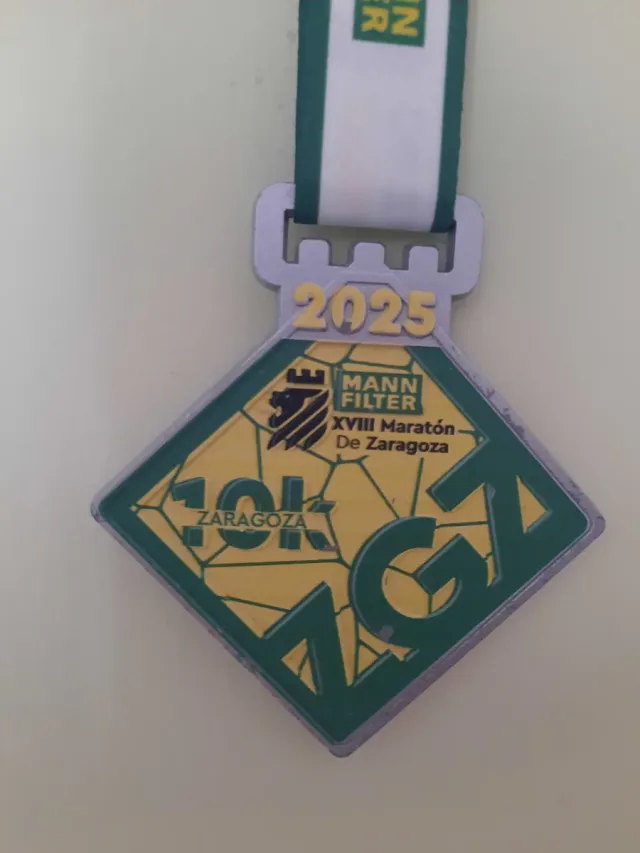 Medalla 10K Zaragoza Mann Filter 2025
