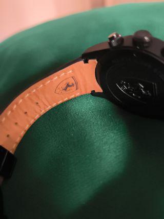 Orologio Ferrari Paddock grigio carbonio rotondo 5050.c