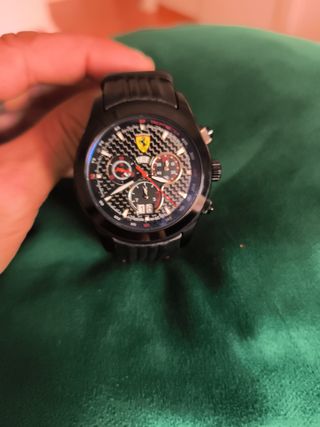 Orologio Ferrari Paddock grigio carbonio rotondo 5050.c