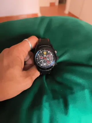 Orologio Ferrari Paddock grigio carbonio rotondo 5050.c