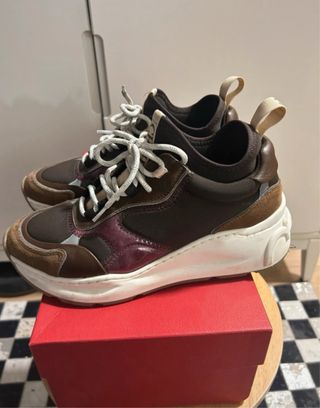 Zapatillas CH Mujer Marrón y Morado