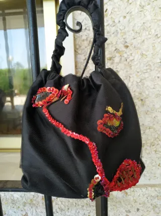 Bolso fiesta raso pedrería y lentejuelas