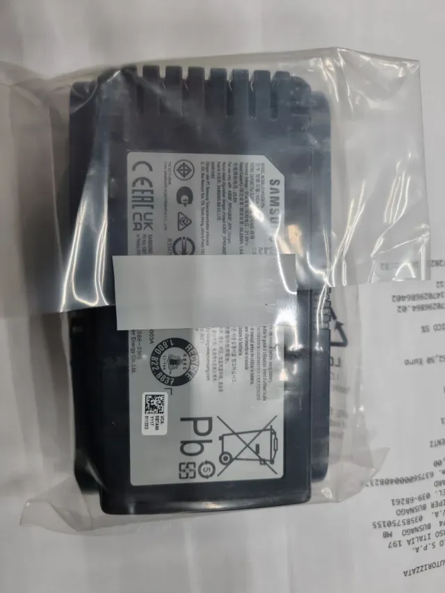 Batteria nuova per l'aspirapolvere Jet 75E Mint