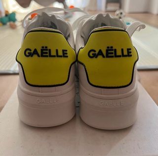 Gaëlle sneakers donna bianche con dettaglio giallo