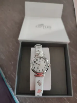 Reloj Lotus niña blanco y plata