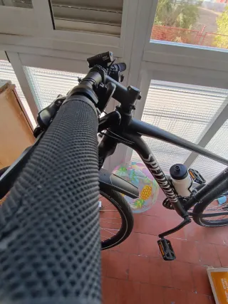 Bicicleta MTB Specialized Rockhopper 29 como nueva