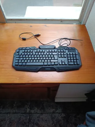 Teclado Krom Kustom Gaming Negro