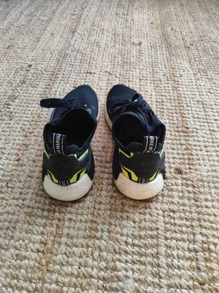 Zapatillas Adidas NMD Negras y Amarillas
