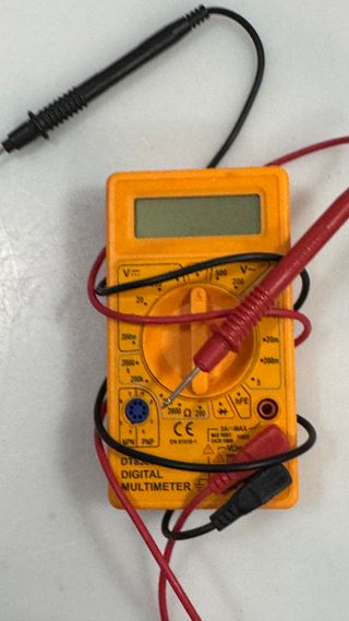 voltimetro tester
