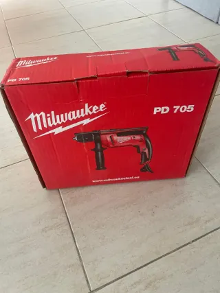 Taladro Milwaukee PD 705